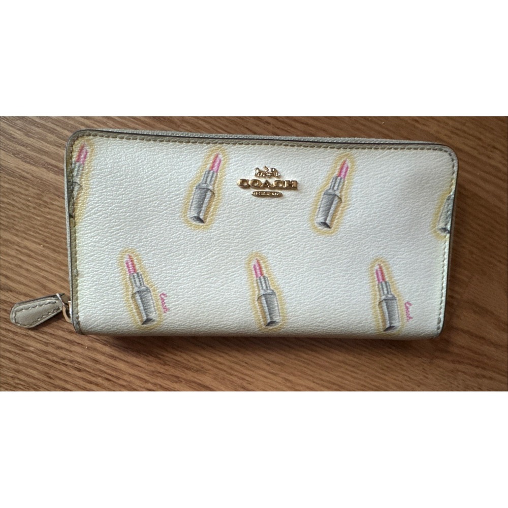 Coach Accordion Zip Wallet‎ With Lipstick Print Im/Chalk Multi C3313